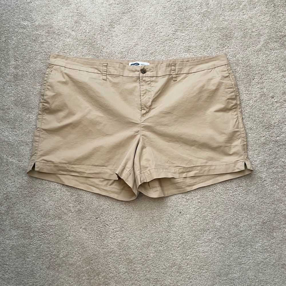 Khaki shorts